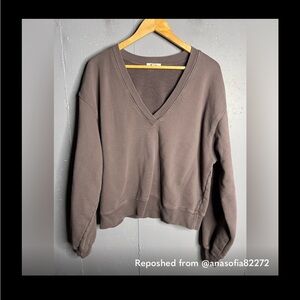 Agolde Women's Gray V-Neck Sweater